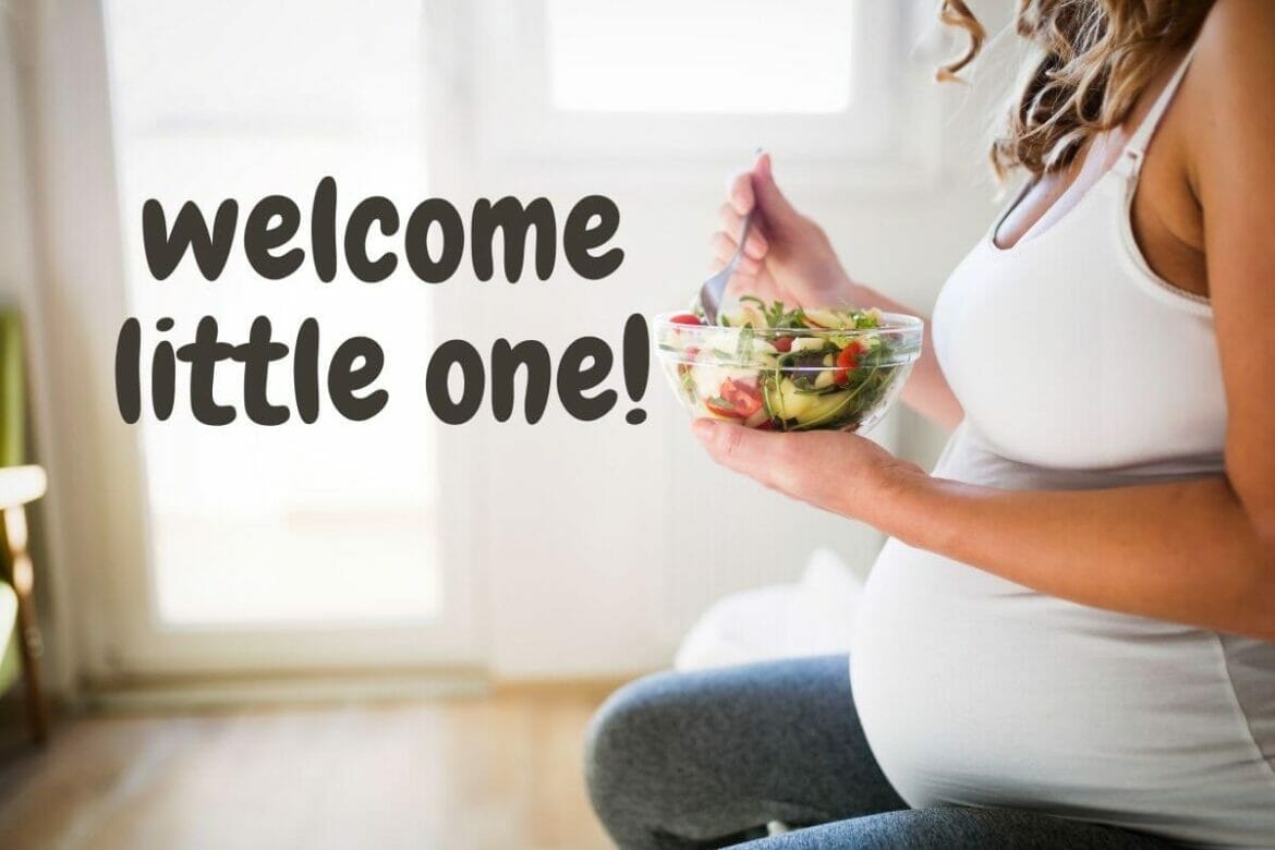 Image of a pregnant woman eating