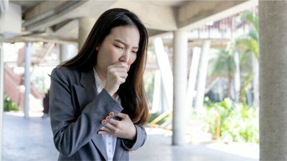 Image of a woman with Asthma symptoms