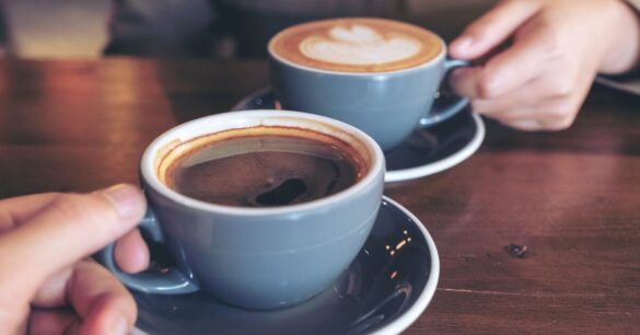 Coffee or Tea? Which is better for women's hormones?