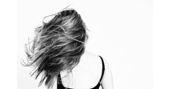 Image of a woman with blonde hair