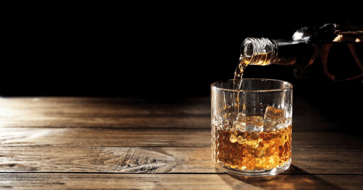 Image of a glass with alcohol